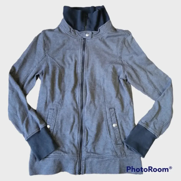 Puma full zip‎ light weight jacket Size XL - Picture 1 of 3